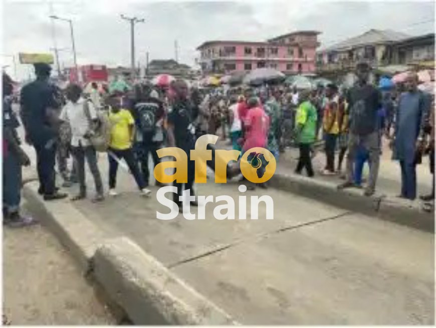 Police man receives beating of his life in Lagos